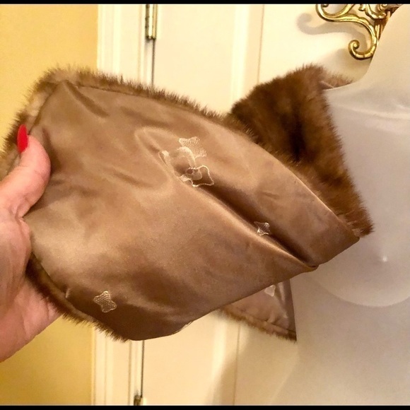 Genuine Mink Stole Pockets Shrug Newly Updated Socialite Chic Luxury Glam - Picture 12 of 15